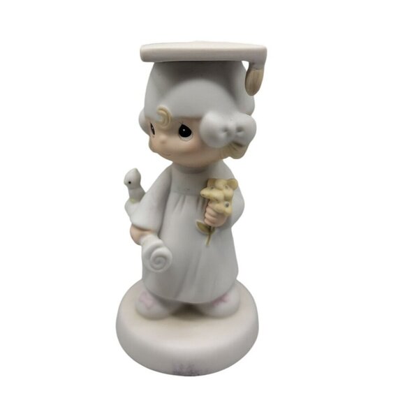 Precious Moments Figurine 1980 The Lord Bless You and Keep You Graduation E4721 - Picture 1 of 8